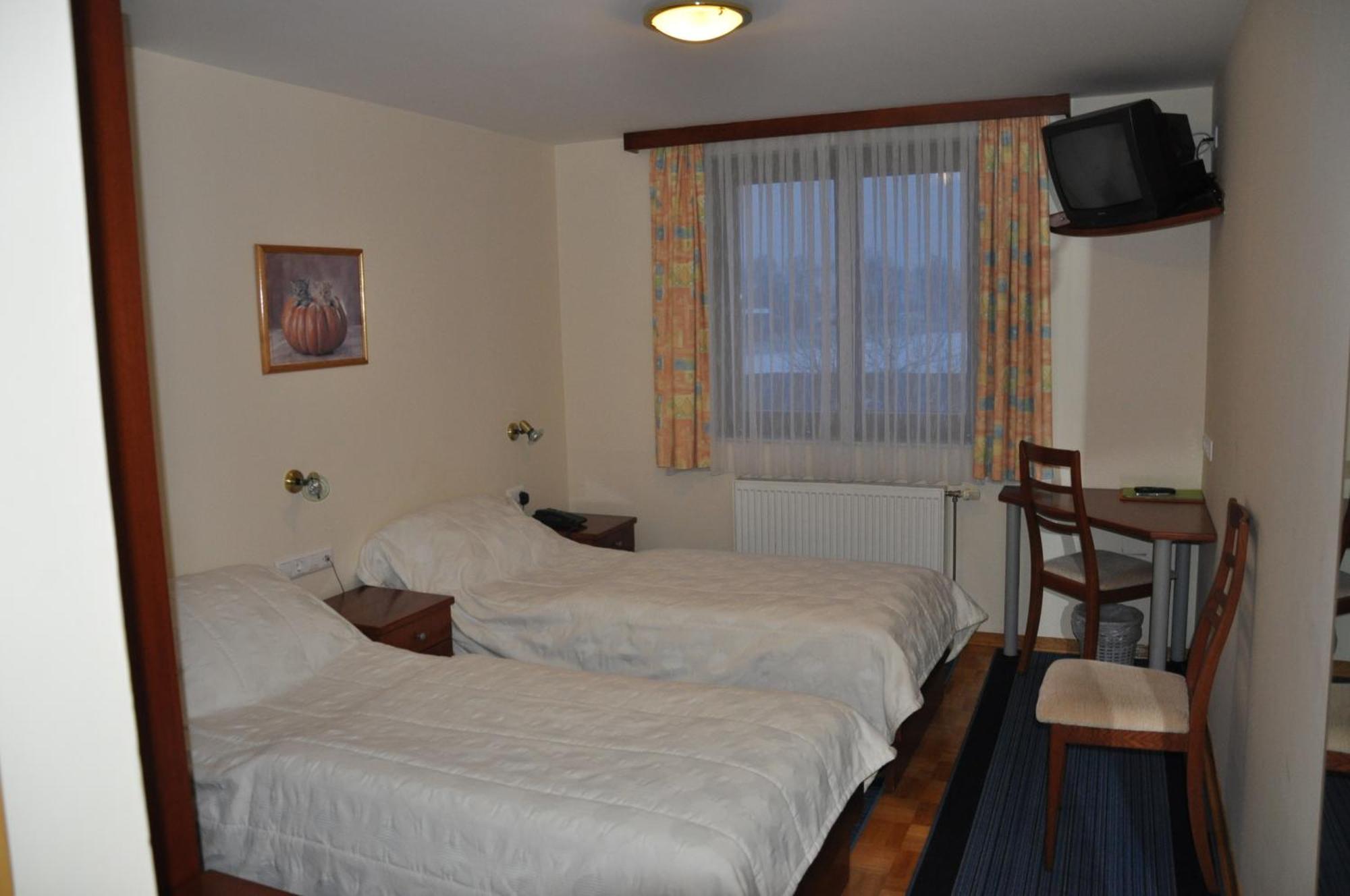 Guest house Kmecki Hram Ljubljana